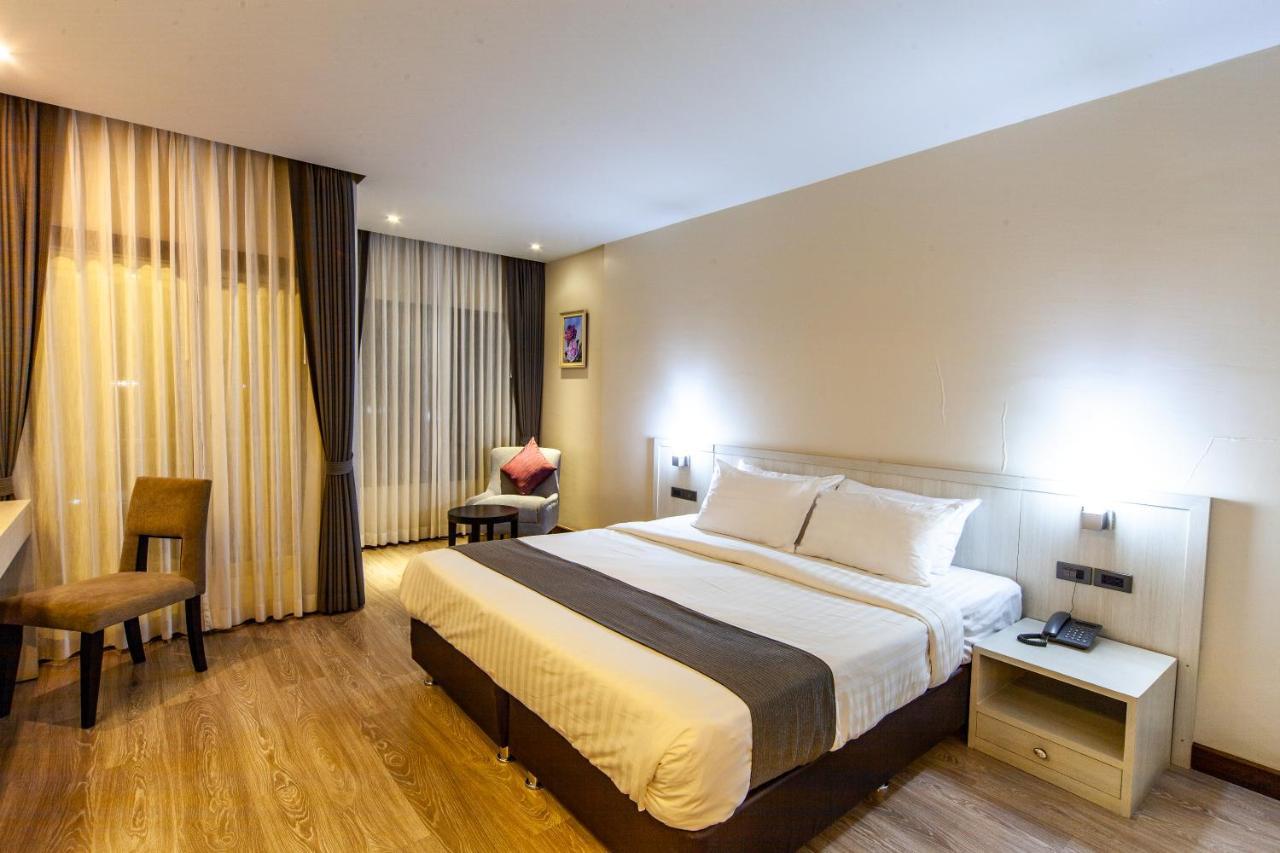Rung Aroon Hotel By Le Siri Chiang Mai Eksteriør bilde
